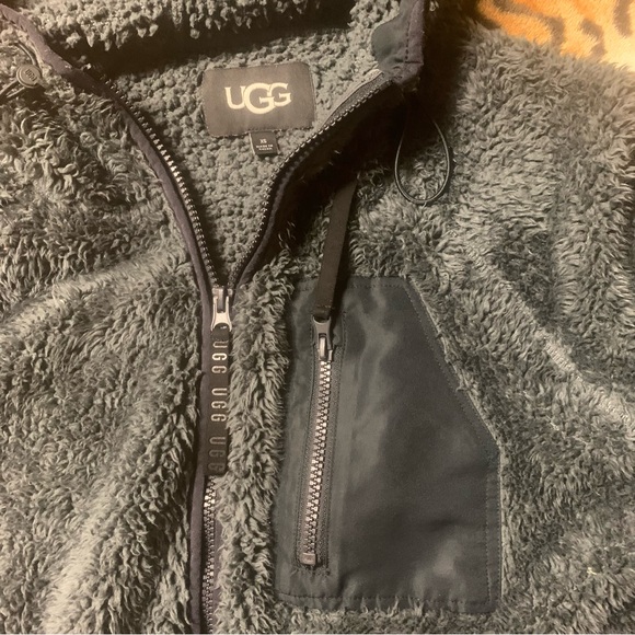UGG Charcoal Fleece Jacket hoodie size XS women’s - Picture 6 of 8